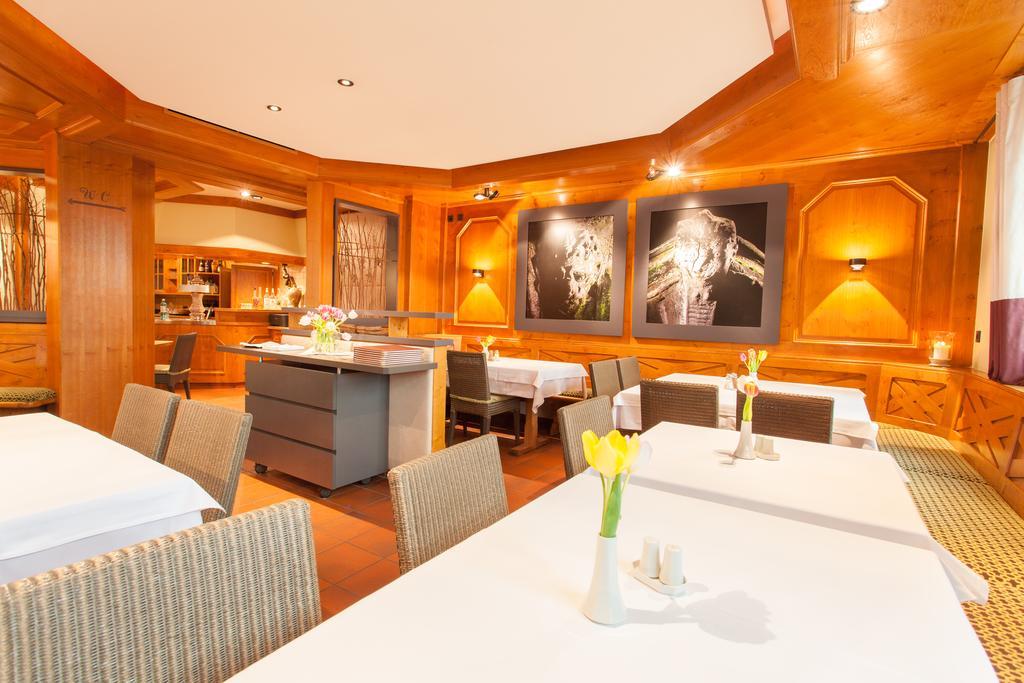 Hotel Restaurant Jaegerhof Вайзендорф Экстерьер фото
